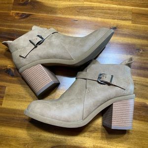 BLOWFISH ankle bootie. Size 10. Worn once!
